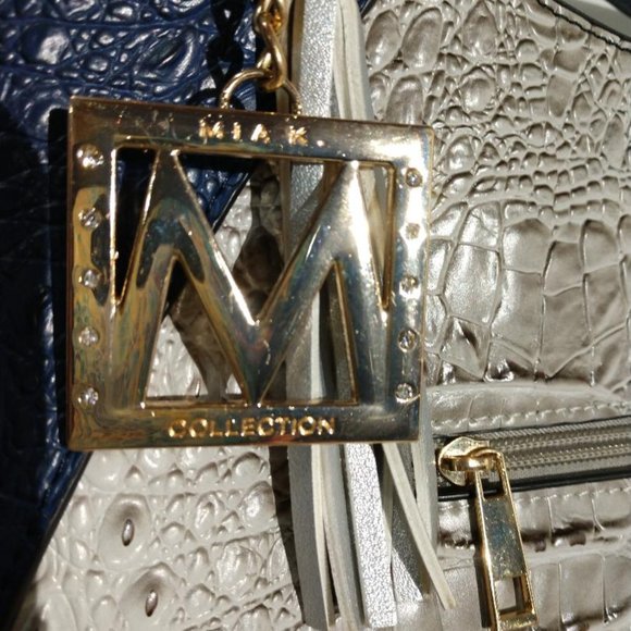 Mia K Collection Women's Croc Embossed  -Gray Navy Handbag - Picture 6 of 6